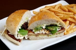 Milanesa de Pollo Poblana.